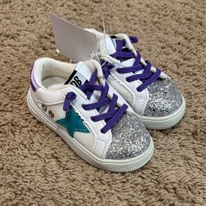 Kids star Glitter Sneakers with Purple Laces